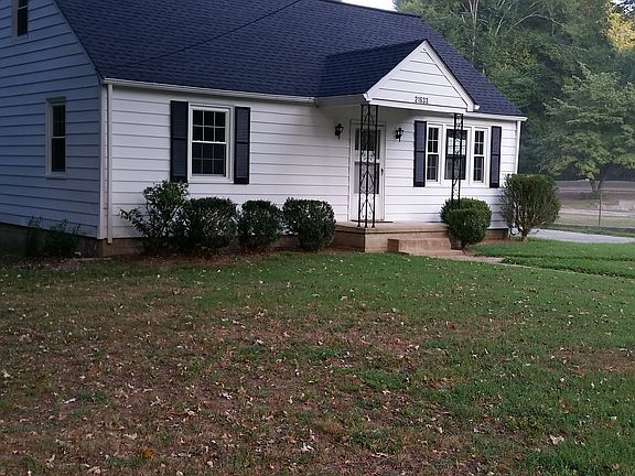 4th image of 21633 Beverley St