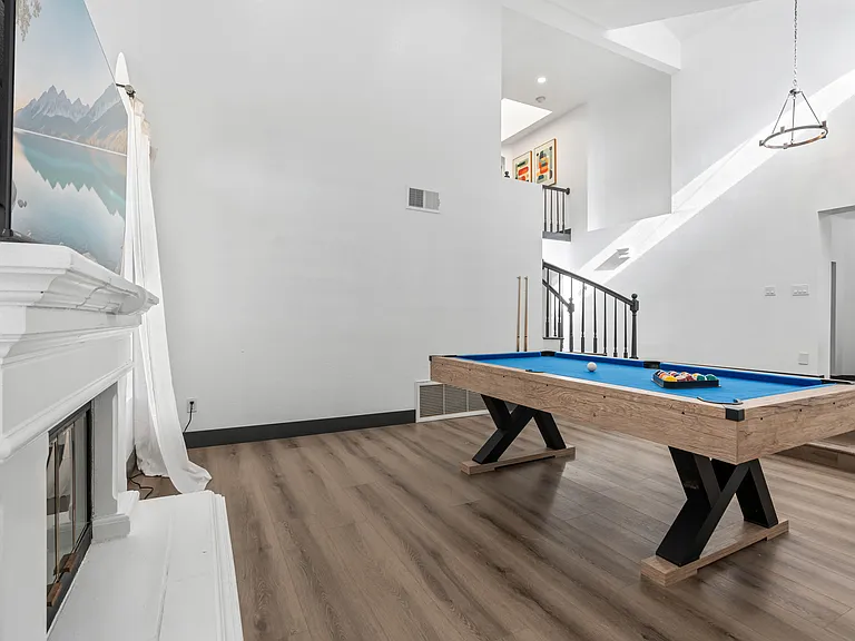 28832 Harwick Dr — Photo 18