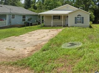 3111 Gilmore Rd, Marianna, FL 32446