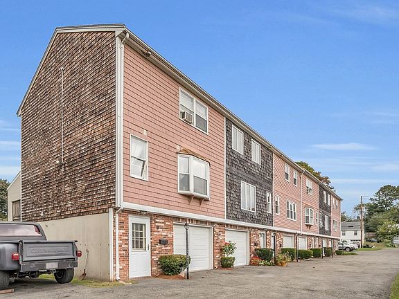2nd image of 22 N Central St APT 3