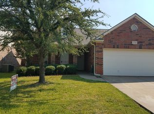 2700 Silver Hill Dr, Fort Worth, TX 76131