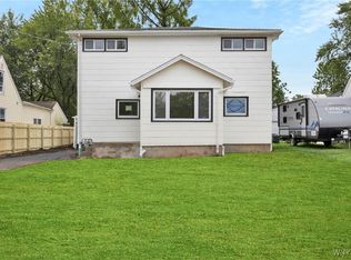 549 Longmeadow Rd, Amherst, NY 14226