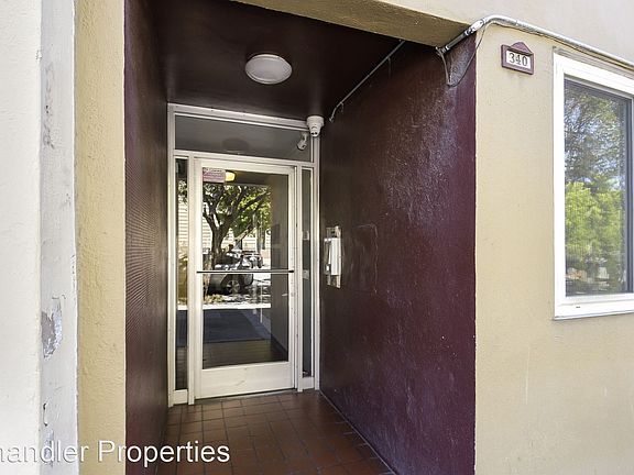 4th image of 340 Baker St #8