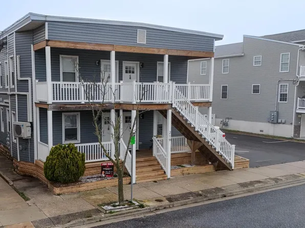217-221 E Burk Ave, Wildwood, NJ 08260