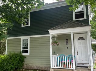 8 Perkins Ave, Westerly, RI 02891