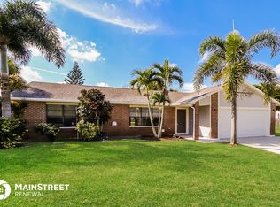 253 SW Tulip Blvd, Pt Saint Lucie, FL 34953