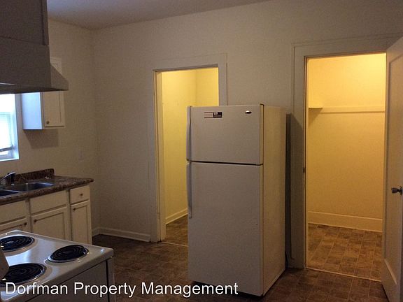 4th image of 1102-04 N Parker 1102 N Parker
