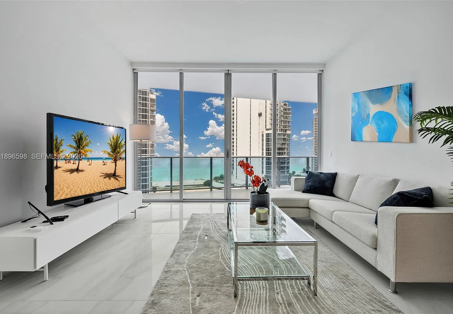 Aurora Condominium — Photo 2