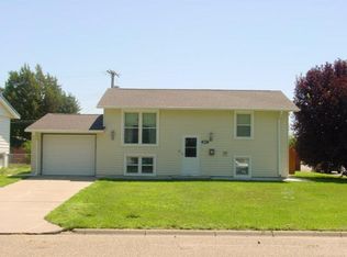 821 Harrison Ave, Goodland, KS 67735
