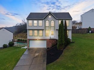 1205 Sandstone Ct E, Tarentum, PA 15084