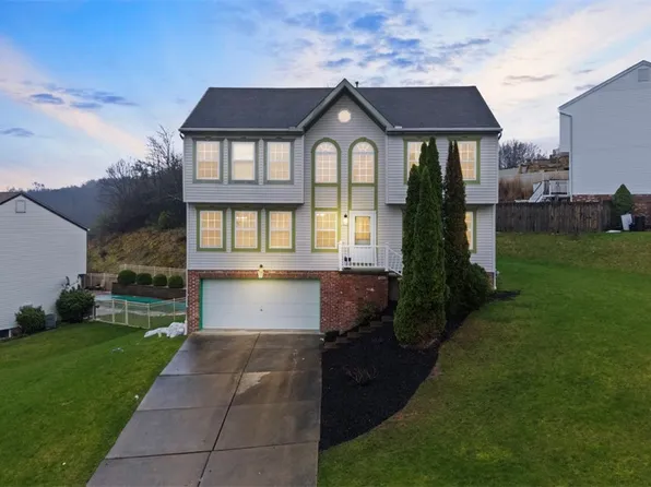 1205 Sandstone Ct, Tarentum, PA 15084