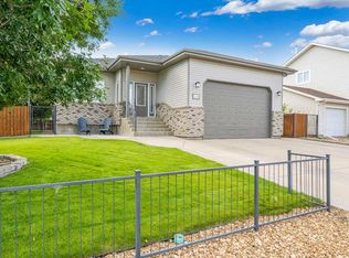 2448 W 7th Ave NE, Medicine Hat, AB T1C 1Y6