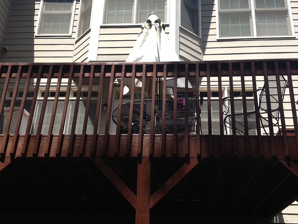 2nd image of 3920 Renaissance Cir