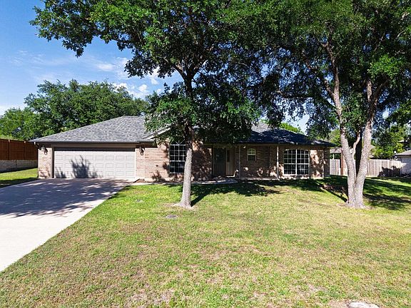 2nd image of 1909 Diamond Ridge Drive