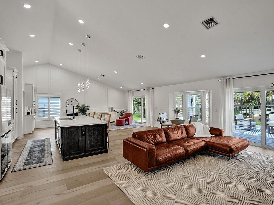 1st image of 10175 Grove Lane
