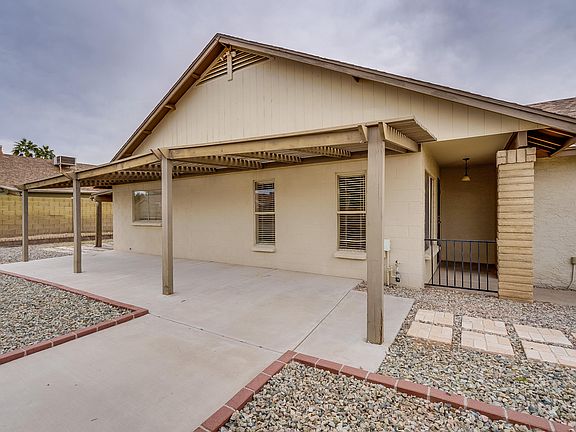 5th image of 1724 E Villa Maria Dr