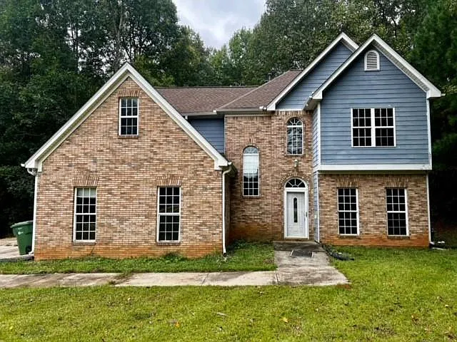 3 bed, 2.5 bath, 2599 sqft, $2,495 — Photo 1