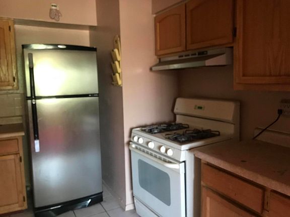 3rd image of 5644 Kensington Cir