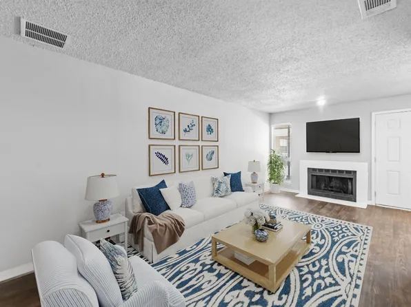 4502 Gaston Ave APT 108, Dallas, TX 75246
