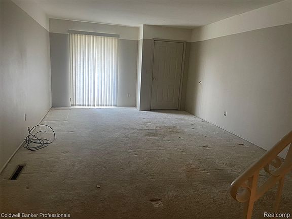 5th image of 1961 Laurel Oak Dr