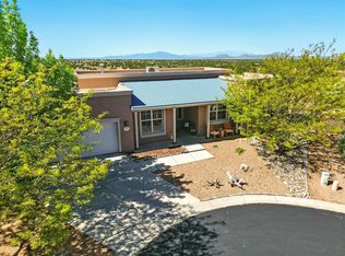 4 Sierra Grande Rd, Santa Fe, NM 87508