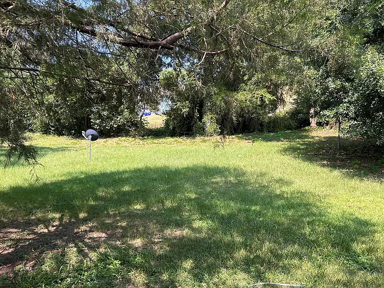 913 Park St — Photo 20