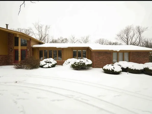 1430 Lynwood Ct, Flossmoor, IL 60422