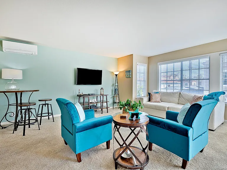 722 Isthmus Ct — Photo 8