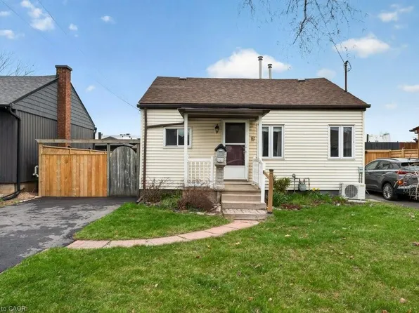 5 Mahony Ave, Hamilton, ON L8H 3C3