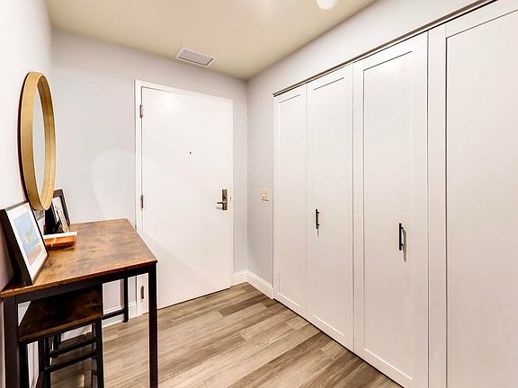 4th image of 310 S Michigan Ave Unit 1607