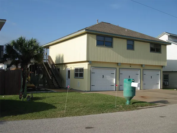 1187 Sailfish St, Bayou Vista, TX 77563