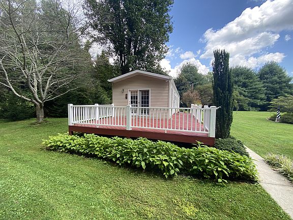 2075 Walnut Cove Road Hendersonville, NC