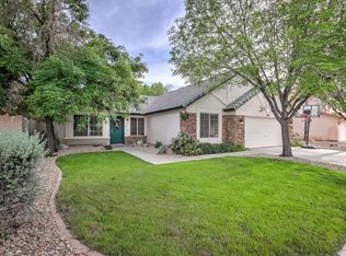 241 E Windsor Dr, Gilbert, AZ 85296