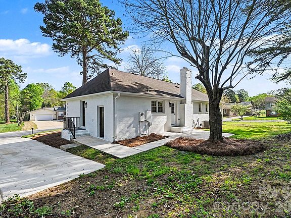 5th image of 834 Braxfield Dr