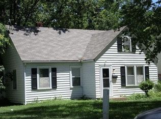 622 SW Oakley Ave, Topeka, KS 66606