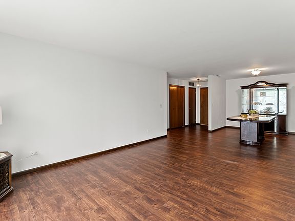 4th image of 8100 W Foster Ln #C207