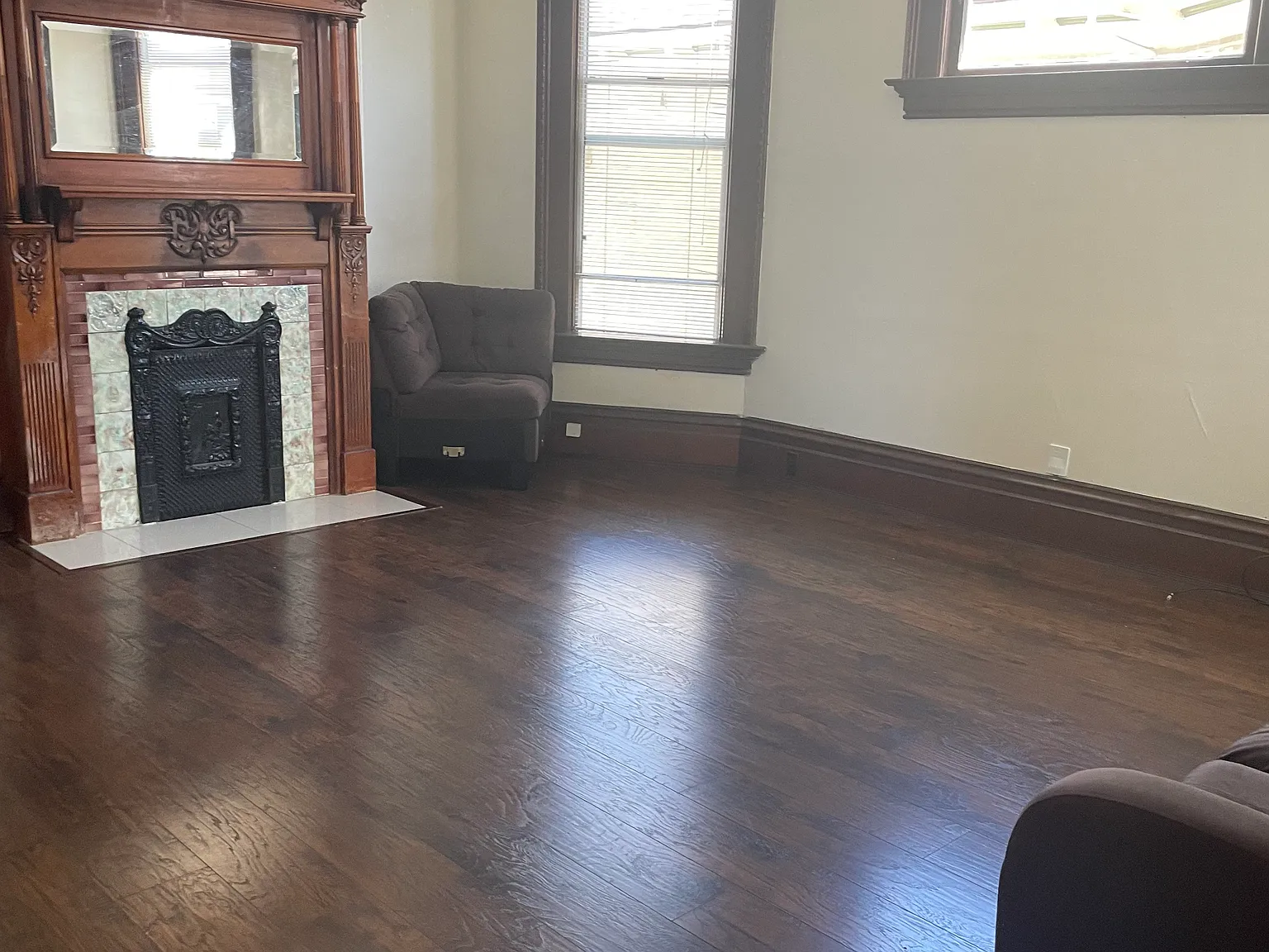 3 bed, 1300 sqft, $3,500 — Photo 3