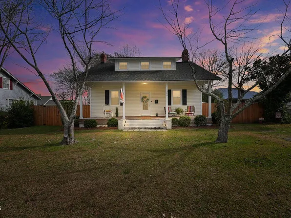 305 S 17th St, Erwin, NC 28339