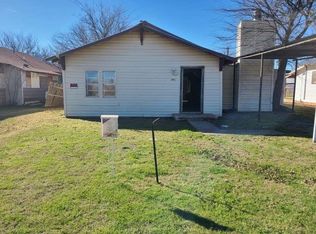 306 E Ida Ave, Electra, TX 76360