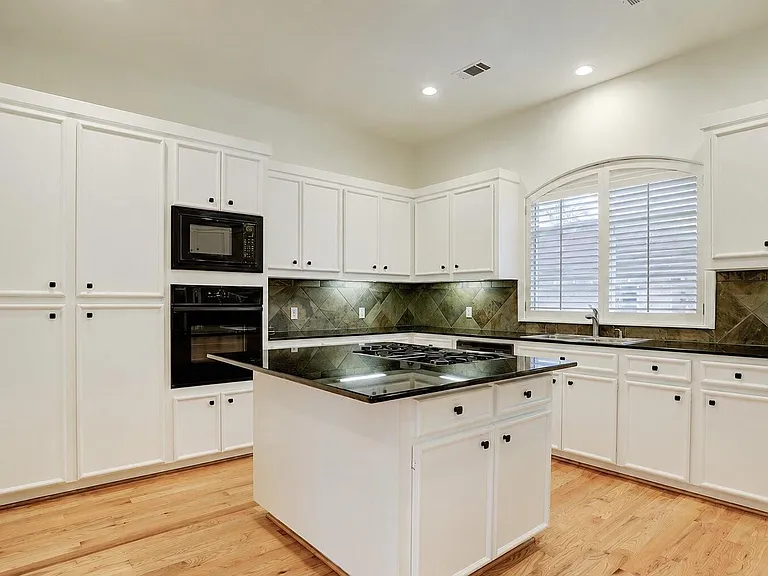 1412 Castle Ct #A — Photo 10