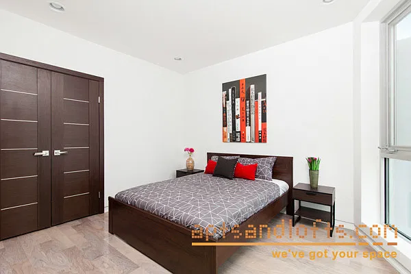 Sold by aptsandlofts.com | media 17