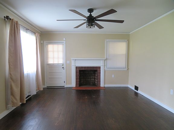 3rd image of 303 Flat Rock Rd