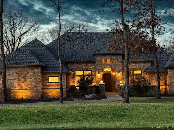 17743 E Red Hawk Rd, Owasso, OK 74055