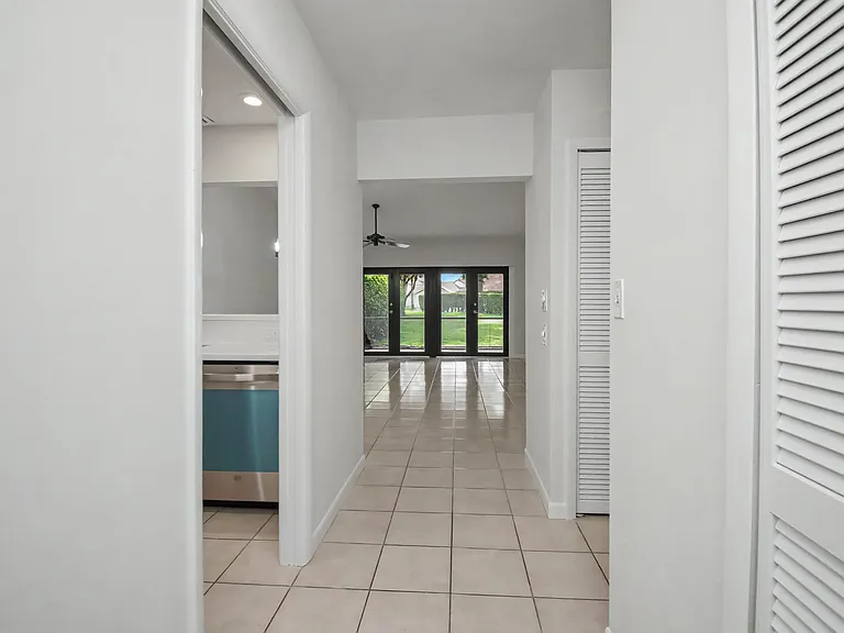 21642 Guadalajara Ave — Photo 12