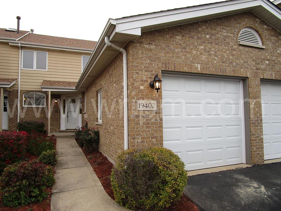1st image of 19402 Cranfield Ln