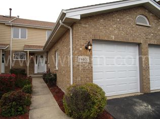 19402 Cranfield Ln, Tinley Park, IL 60487