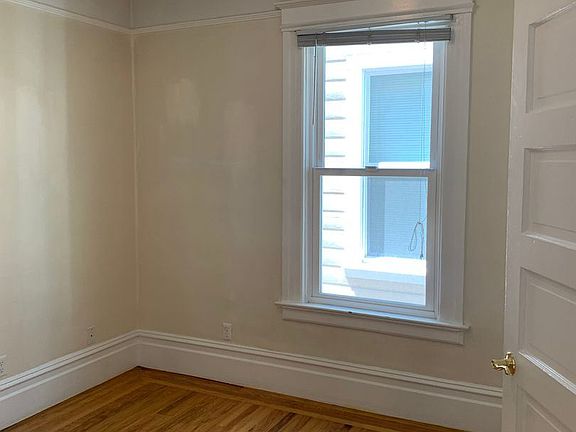 4th image of 1405-1417 Broderick St