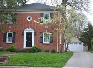 348 Queensway Dr, Lexington, KY 40502