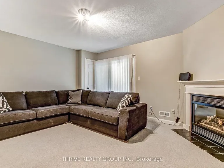 609 Colborne St #2 — Photo 18