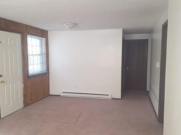 4th image of 2919 Leeway Dr APT E